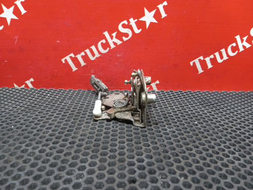 Замок двери внутренний правый