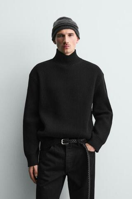 ZARA СВИТЕР ИЗ РЕЛЬЕФНОЙ ТКАНИ С ВОРОТНИКОМ-СТОЙКОЙ, ЧЕРНЫЙ