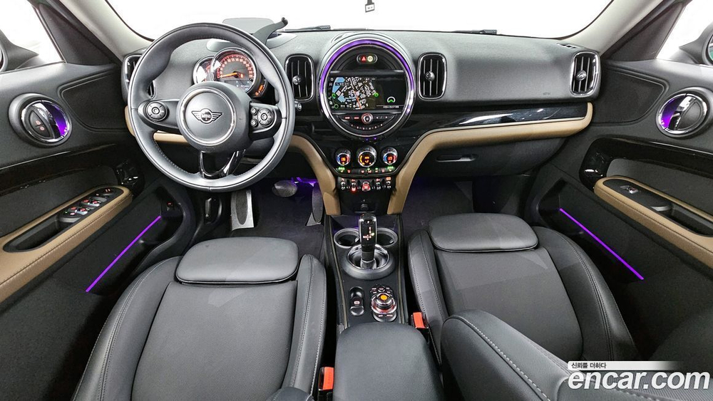 Mini Cooper Countryman HIGH (06.2020)