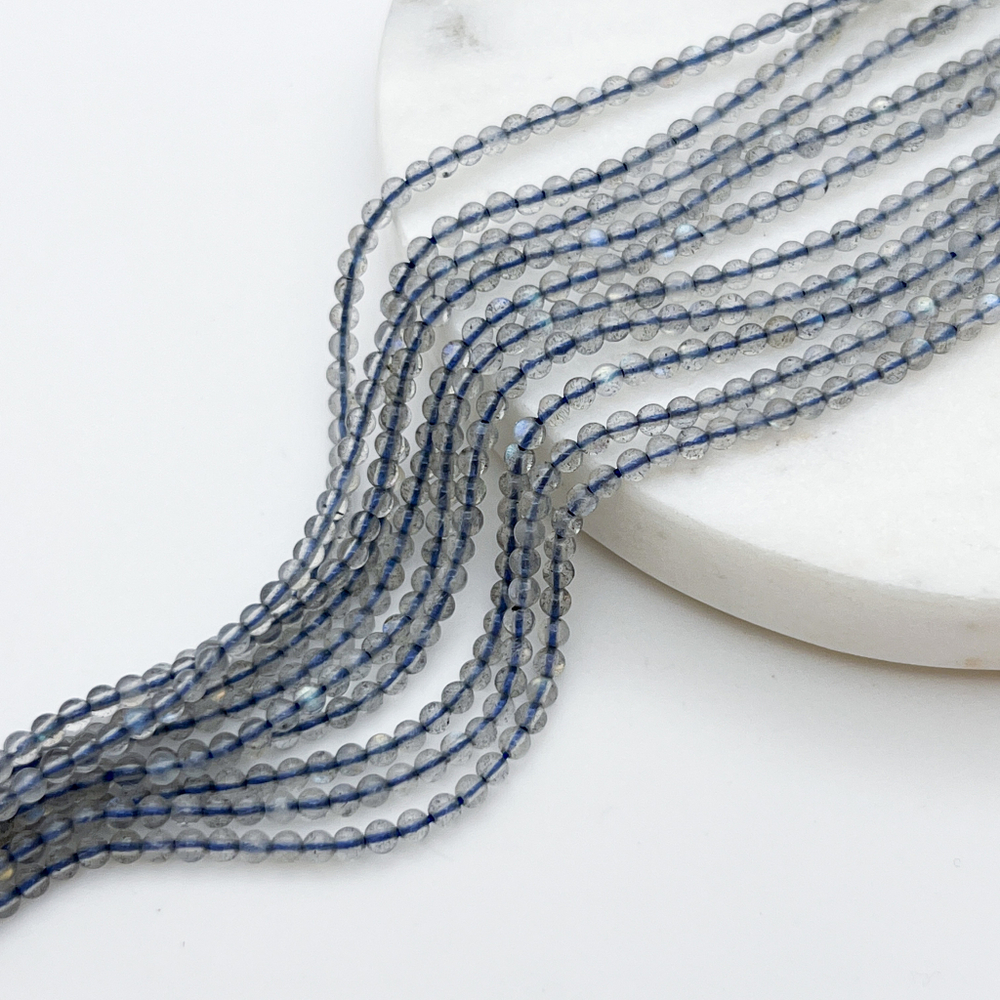 Лабрадор бусины, диаметр около 2 мм, цена за нить 38 см