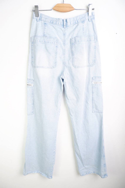 Джинсы Gloria Jeans широкие, визуально на 46 размер