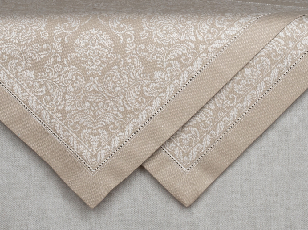 Салфетка льняная бежевая с рисунком 45*45 см