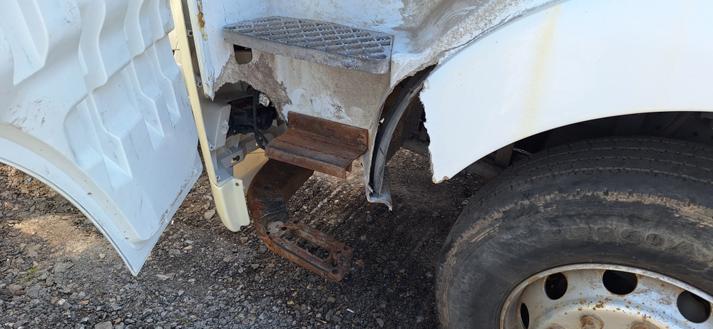 SITRAK C7H 4x2 Седельный тягач ZZ4186V391HE (Дизельный, 12,4 л, 480 л.с., AT)