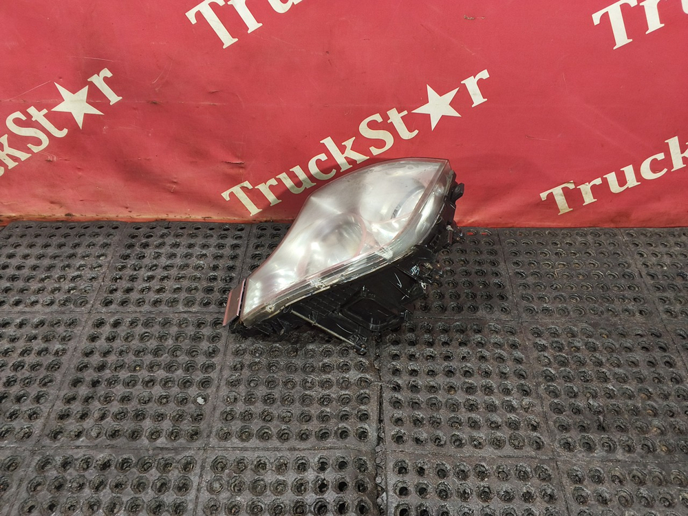 Фара левая 2019г.