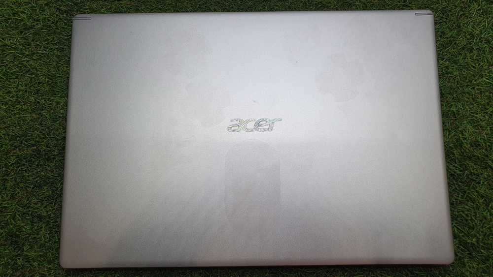 Ноутбук Acer i3-8/12Gb/FHD