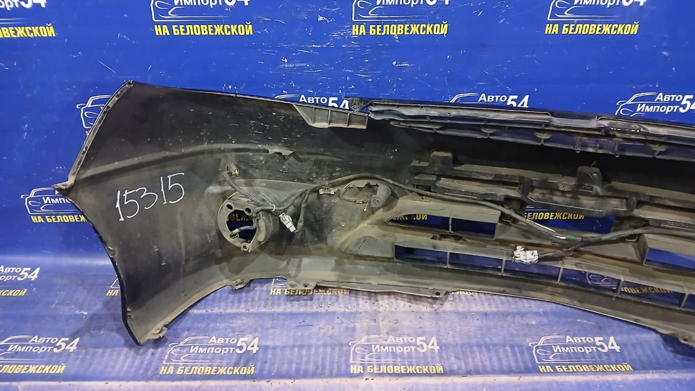 Бампер передний TOYOTA ESTIMA 2003-2005