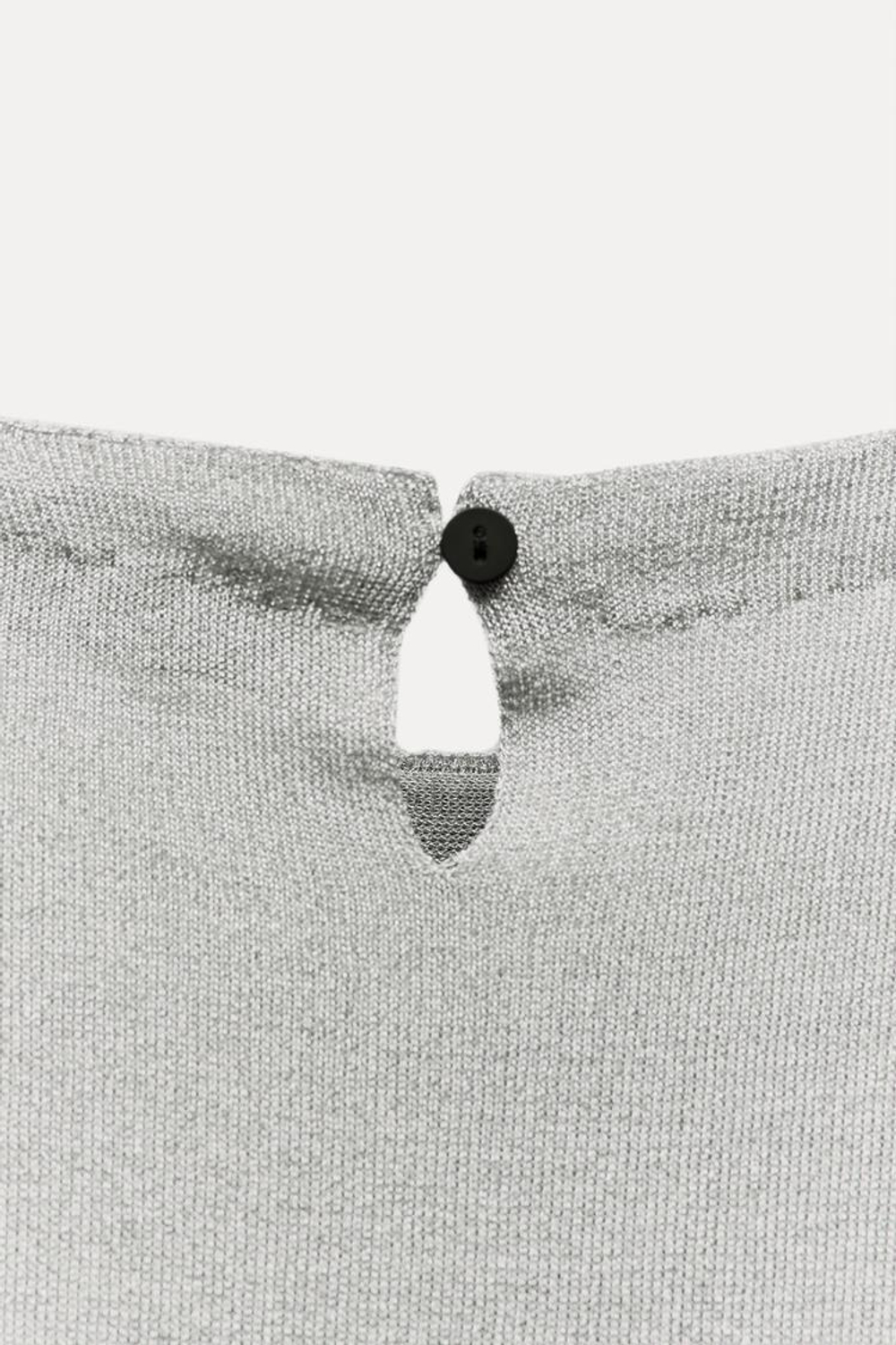ZARA ОДНОТОННЫЙ ТРИКОТАЖНЫЙ ТОП С БЛЕСТЯЩЕЙ НИТЬЮ, СЕРЕБРИСТЫЙ