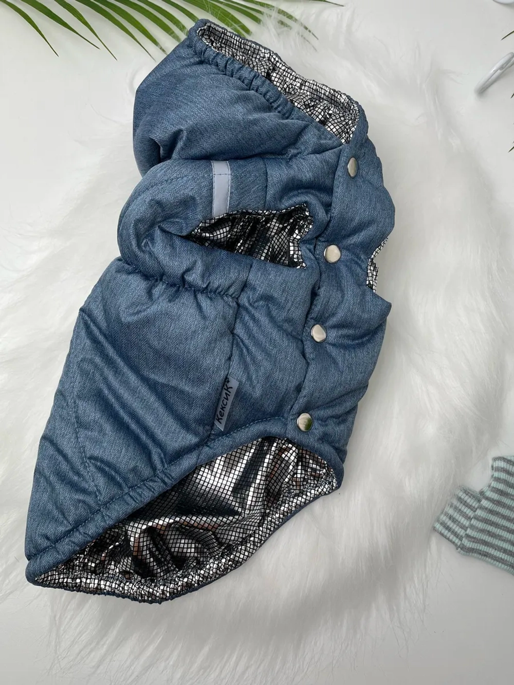 Утепленный жилет для собак и кошек