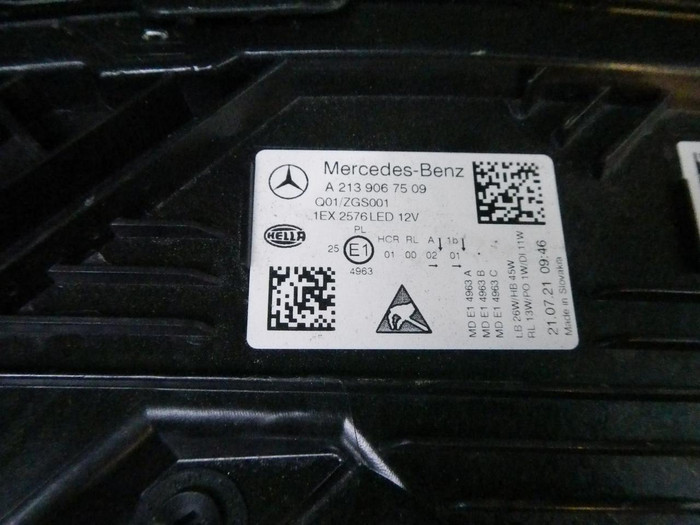 Фара левая Mercedes E W213 (2020-2023) LED
