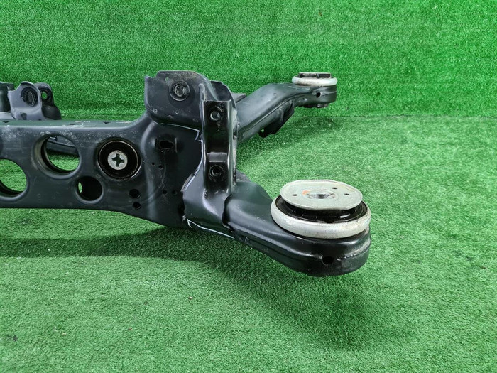 Подрамник задний Mercedes GLE V167 (2018-н.в.)