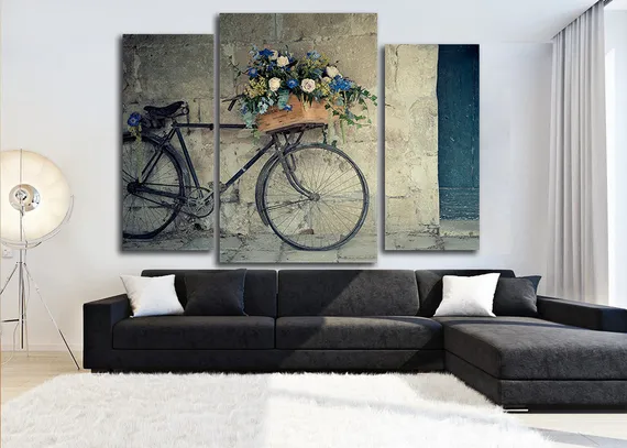 Модульная картина "Букет и велик"