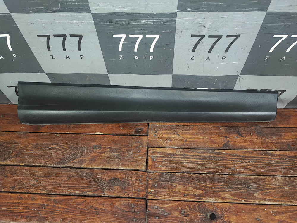 Накладка двери передней правой Mazda CX-5 1 (KE) 11-17 Б/У Оригинал KD5351RA1