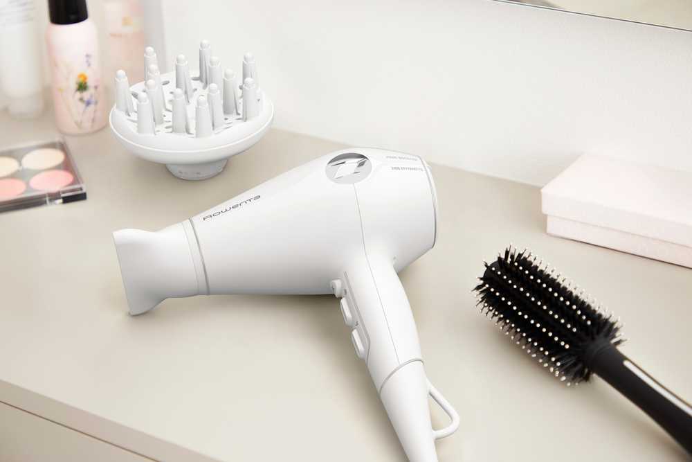 Фен Rowenta Volumizer CV6130F0