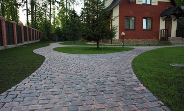 Сравнение натурального камня и вибропрессованной тротуарной плитки