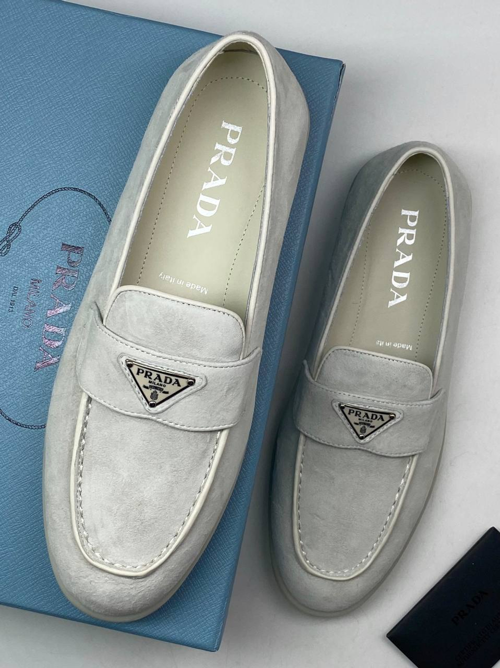 Лоферы Prada