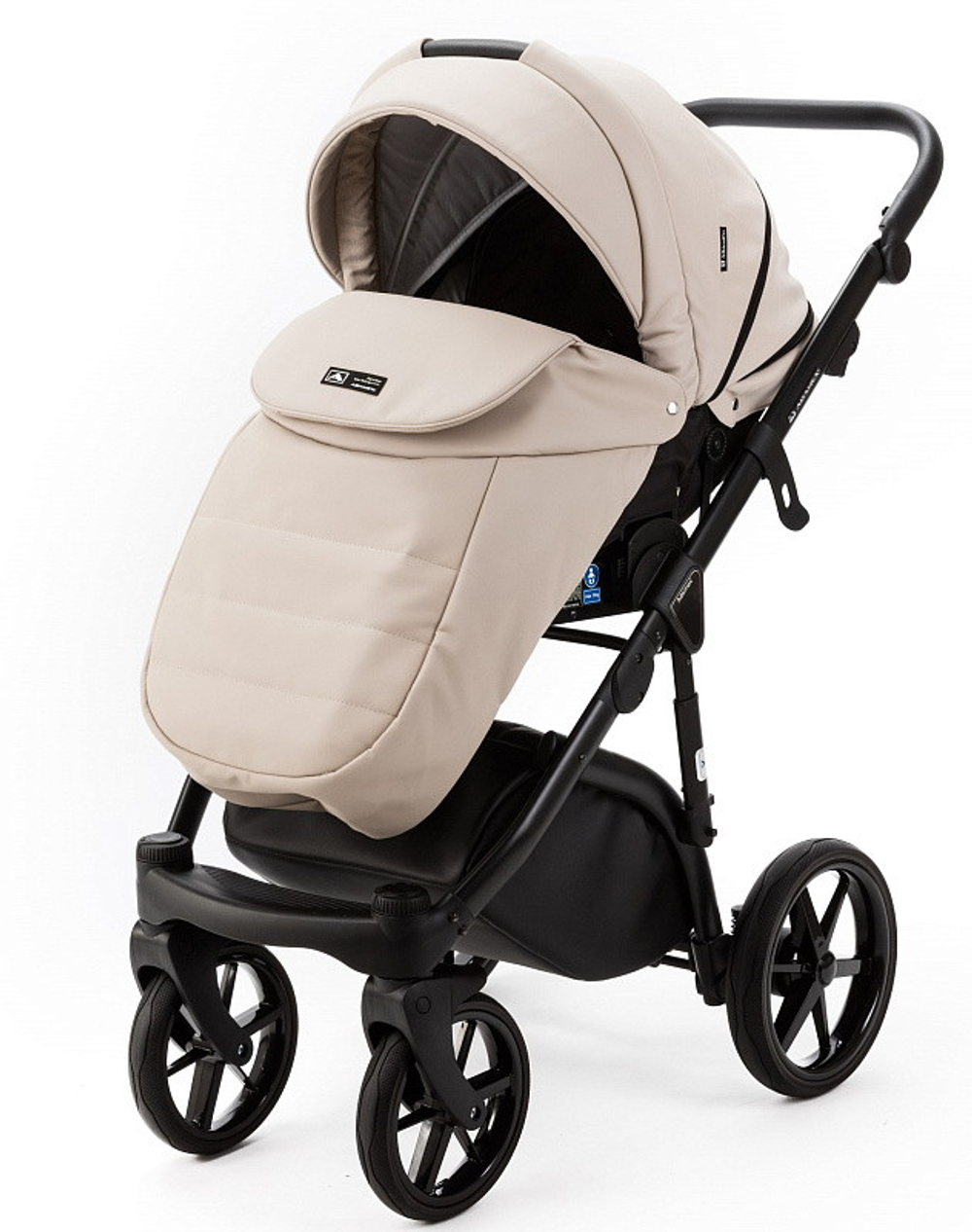 Детская коляска Adamex Nola Deluxe 2 в 1 N-SA07 (СВ.БЕЖ. КОЖА)