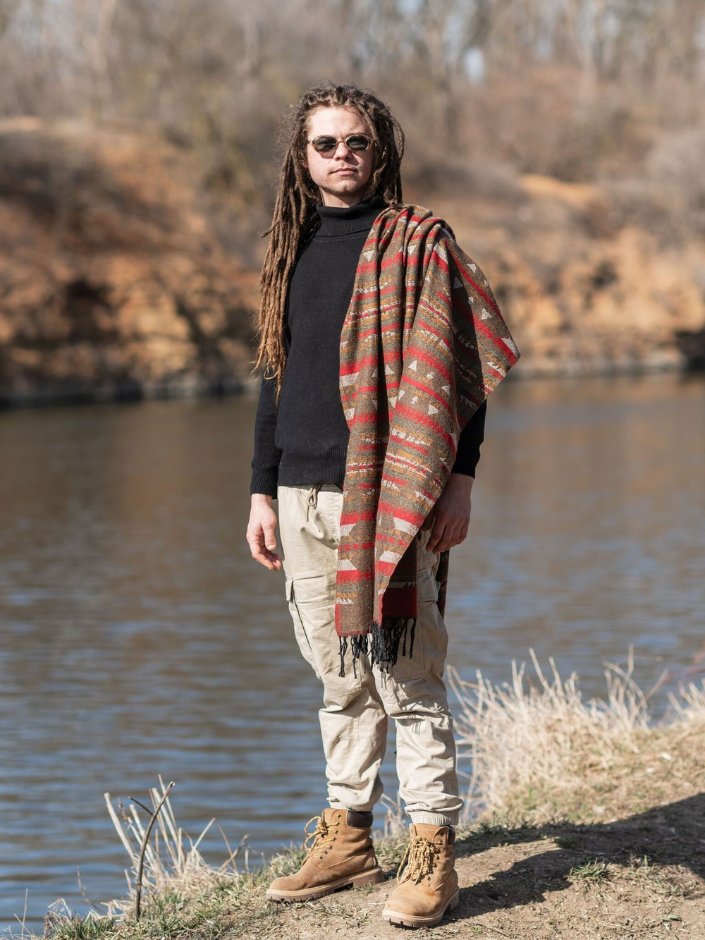 Шарф теплый с индейским орнаментом