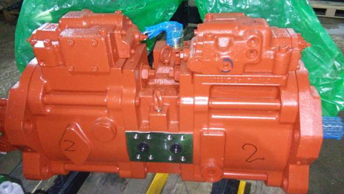 Гидравлический насос на экскаватор JCB 220 (215/13686)