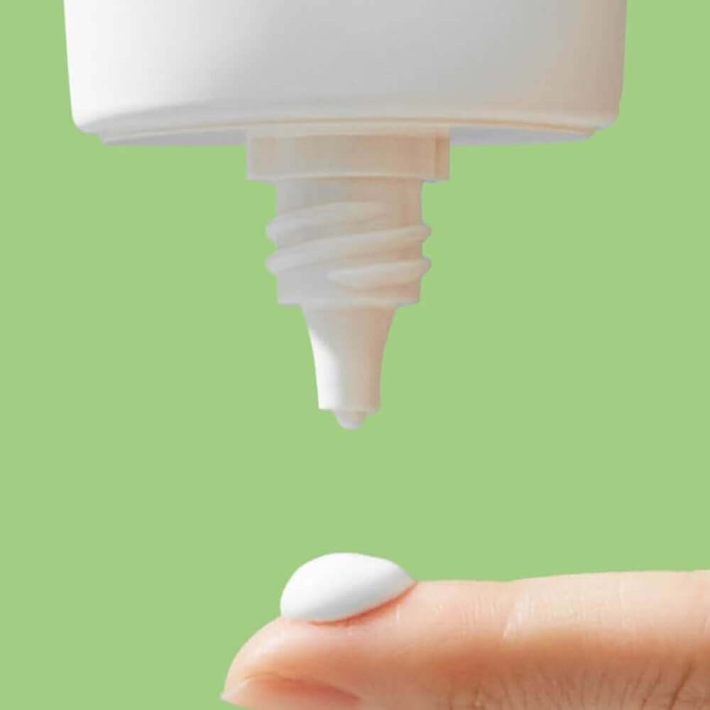 Лёгкий солнцезащитный крем с хауттюйнией Fraijour Heartleaf Airy Fit Sun Cream SPF 50+ PA++++