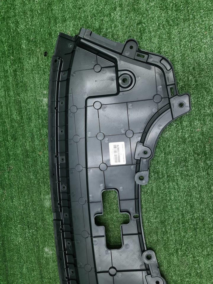 Кожух замка капота Hongqi E-HS9 (2020-н.в.)