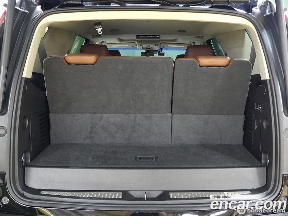 Cadillac Escalade 6.2 (11.2019)