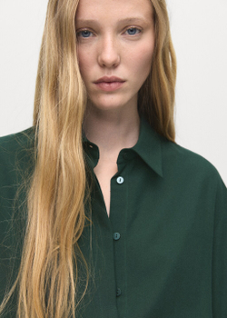 Рубашка из лиоцелла с потайными пуговицами