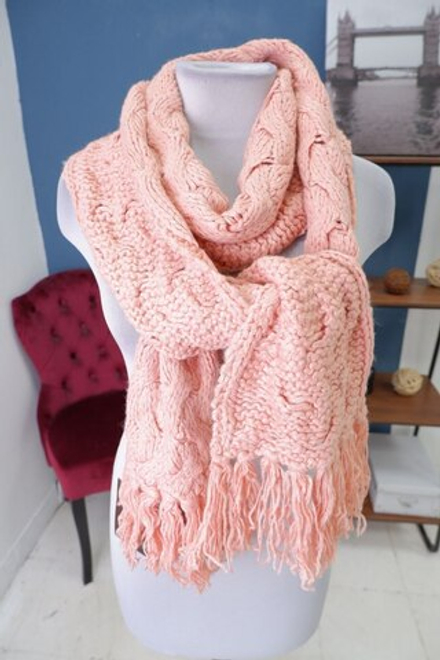 Шарф нежный шерстяной, новый