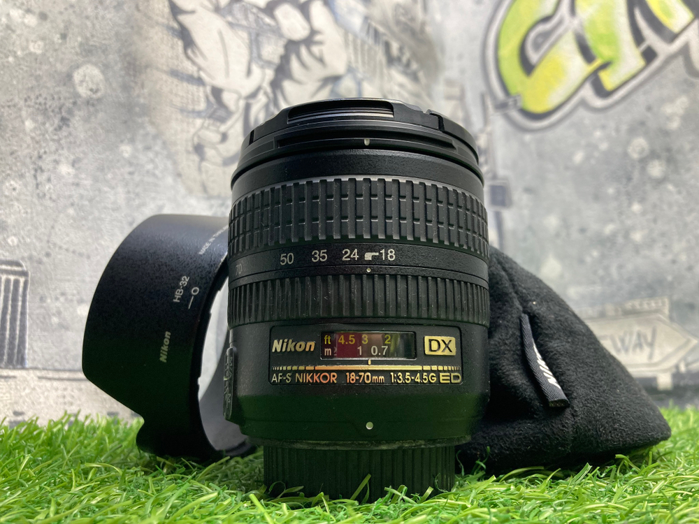 Nikon 18-70mm 3.5-4.5G ED-IF AF-S DX Zoom Nikkor