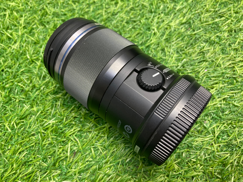 Olympus ED 60mm 2.8 Macro