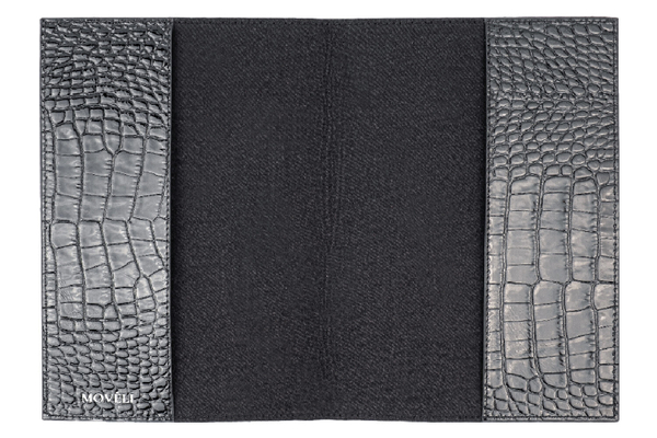 Блокнот DAILY в обложке из натуральной кожи цвета чёрного янтаря