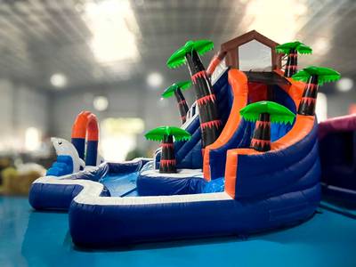 Коммерческий надувной водный батут с бассейном «Домик у моря» 10*7*5 м