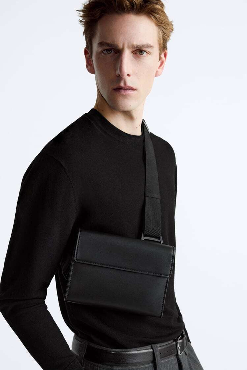 ZARA МИНИ-СУМКА С ПЛЕЧЕВЫМ РЕМНЕМ, ЧЕРНЫЙ