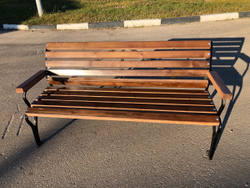 Скамейка "Классика с подлокотником" 1,5 м