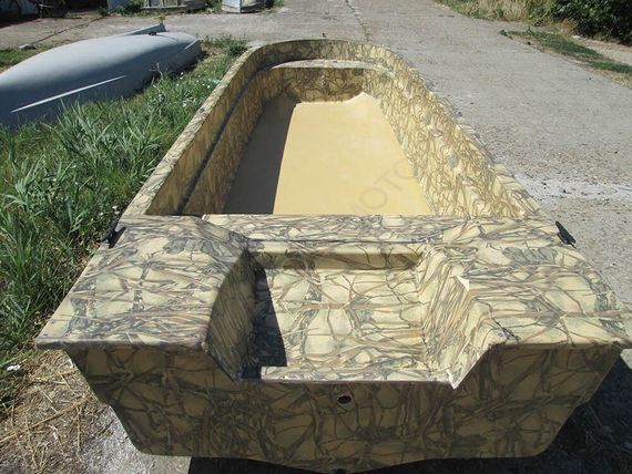 Лодка пластиковая Aquatrim Щука 430