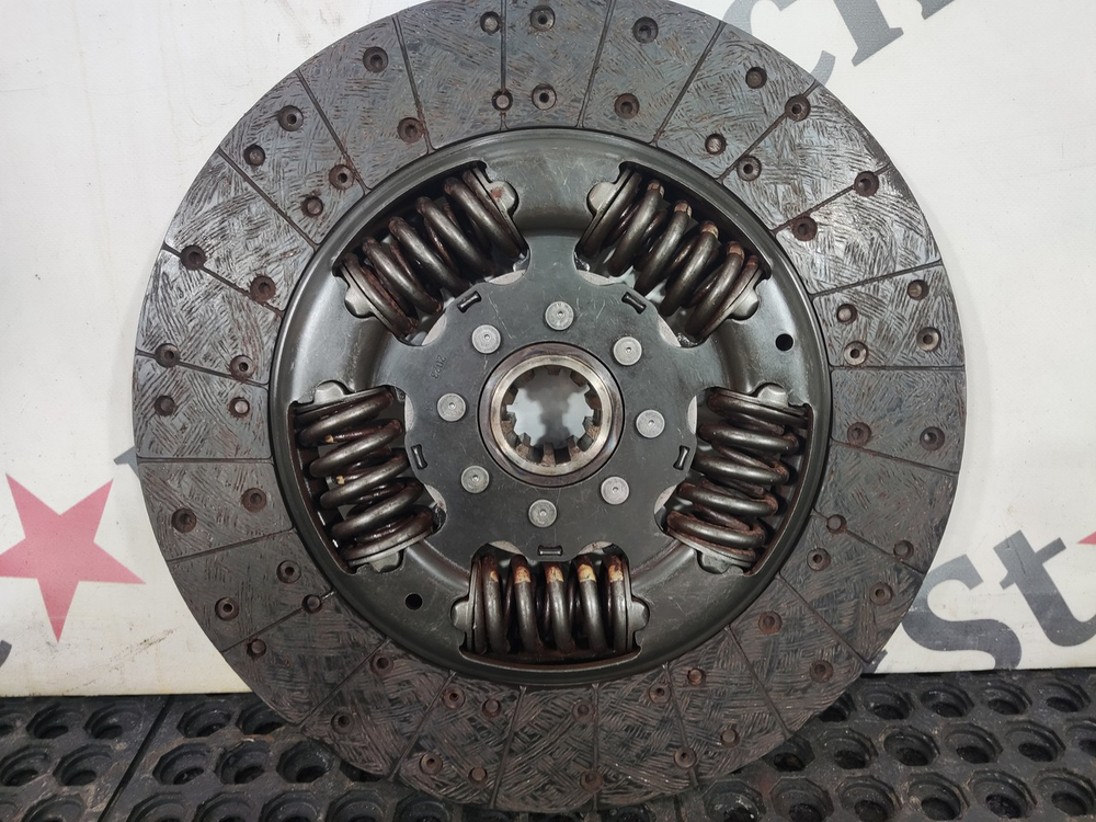 Диск сцепления 2023г