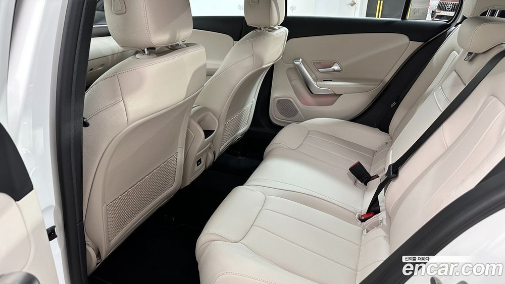 Mercedes-Benz A-Class W177 A220 Hatchback (02.2024)