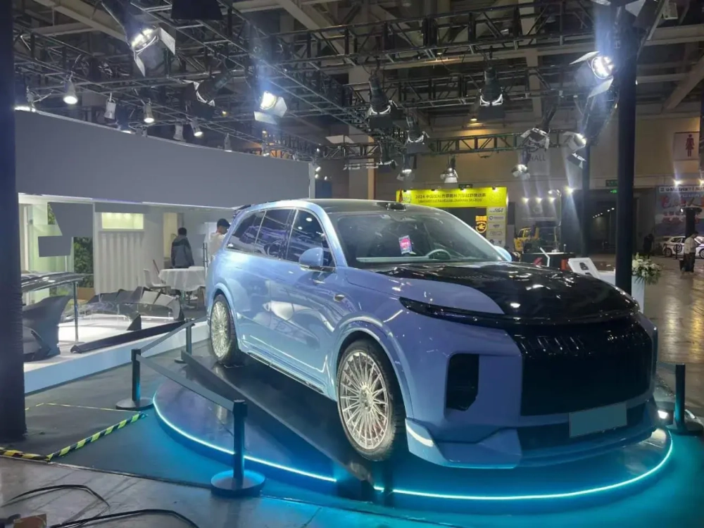 Широкий обвес для Li Xiang L9 2022-2024+ Лисян Л9