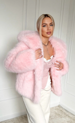 Пушистая Эко - шубка с капюшоном в розовом цвете длина 60см
