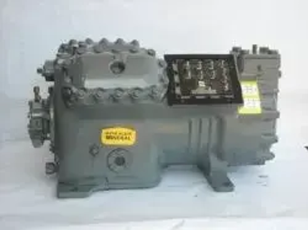 Поршневой полугерметичный компрессор Copeland D4SL-1500 DWN мощностью 15 л.с.