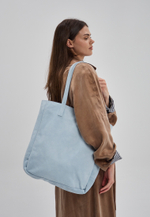 сумка шоппер небесно-голубой на молнии замша