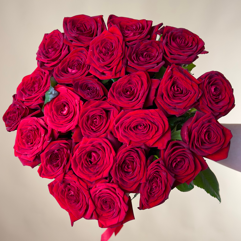 Flower bouquet of 25 Russian red roses
