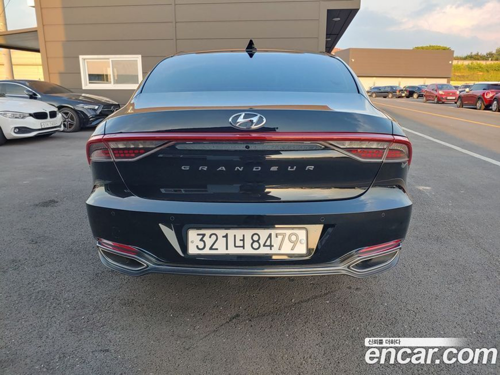 Hyundai The New Grandeur (Azera) IG 2.5 (05.2022)