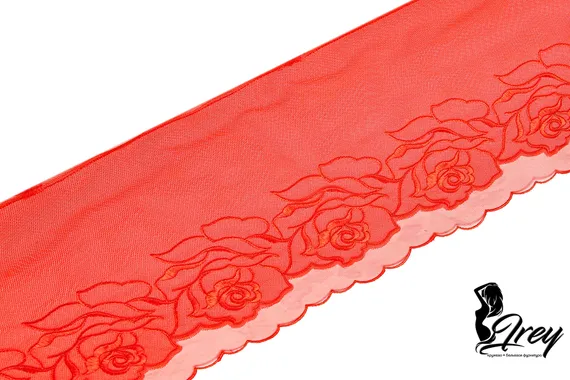 05-153 Вышивка на неэл. сетке двухслойная 18 см, Розы, красный (левая)