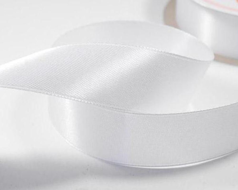 Лента атласная 25мм ВИС цв. 001