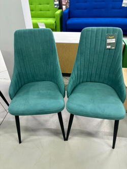 Стул на металлическом каркасе "Марсель"