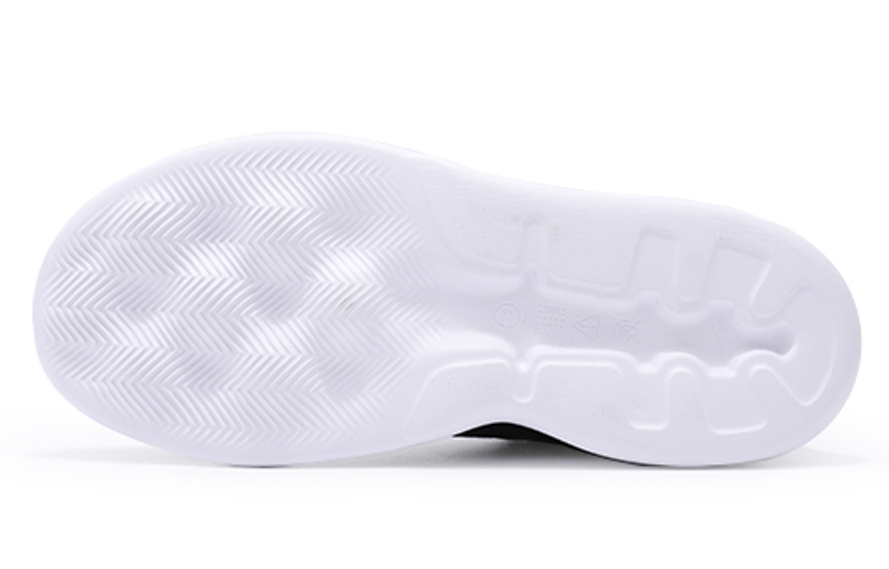 Кроссовки Nike Kwazi