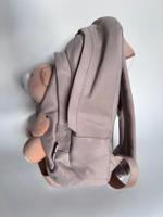 Рюкзак с игрушкой бежевый на возраст 4-7лет