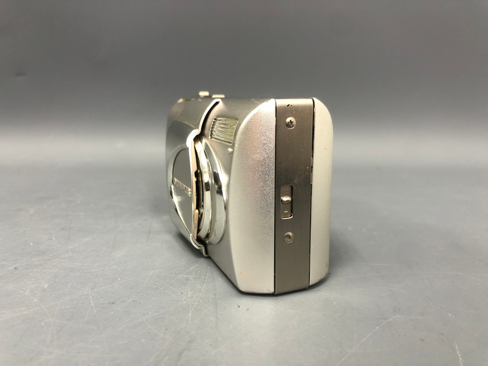 Olympus MJU V