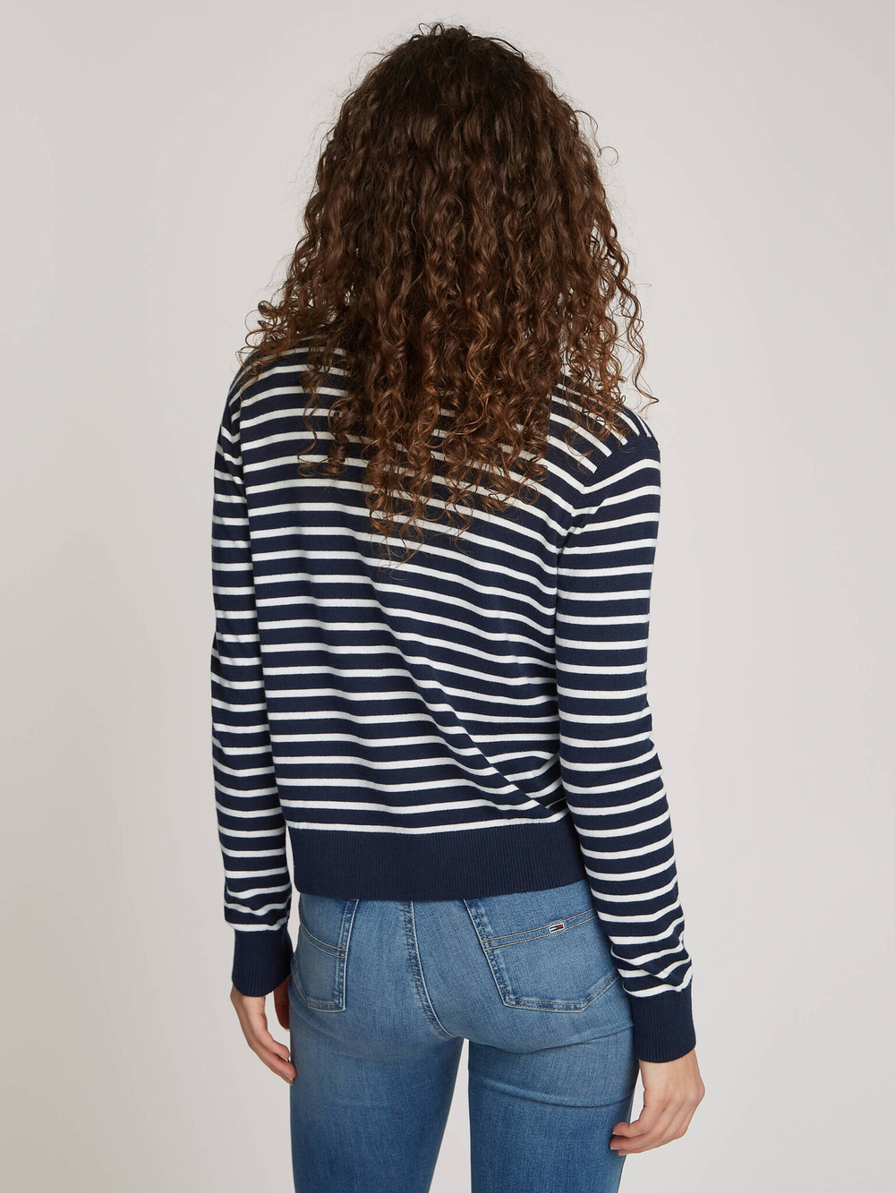 Свитер essential Tommy Jeans - темно-синий(DW0DW18670)