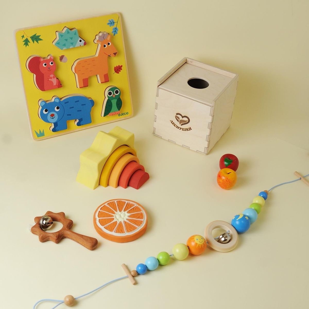 Набор развивающих игрушек "Солнечный" от 0  до 2 лет